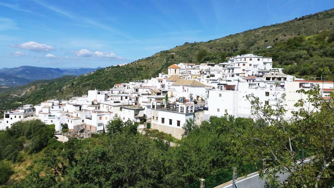 Cortijo Solera Bed and Breakfast Soportujar Exterior foto